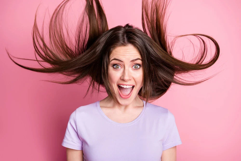 9 Etkili Bakım Tek Üründe: Veela Styling Effect ile Zor Saçlara Kolay Şekil